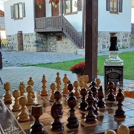 Boglarka Vendeghaz Morareni