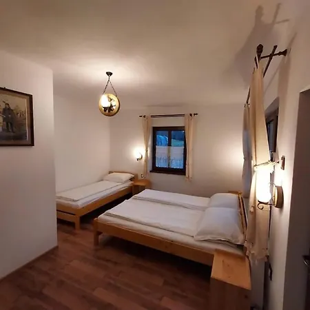 Boglarka Vendeghaz Vendégház Morareni